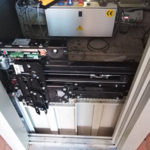 سرویسکار آسانسور غرب تهران