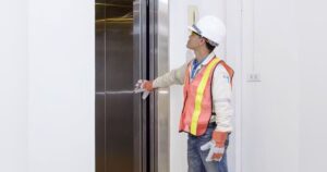 تعرفه سرویس و نگهداری آسانسور