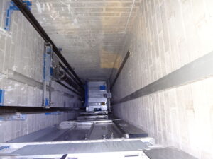 آهن کشی آسانسور هیدرولیک + مراحل نصب، نکات مهم و استاندارد ها