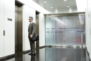 شرایط و مراحل اخذ استاندارد آسانسور [موارد لازمی که باید رعایت شود]