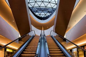 ابعاد پله برقی [نحوه محاسبه طول و عرض پله برقی + فرمول]